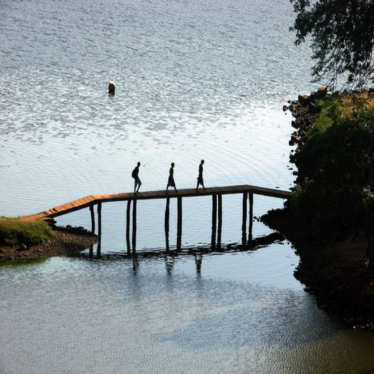 Rio Tietê, em Barra Bonita, São Paulo. Foto de Luciano Silva. CC BY NC